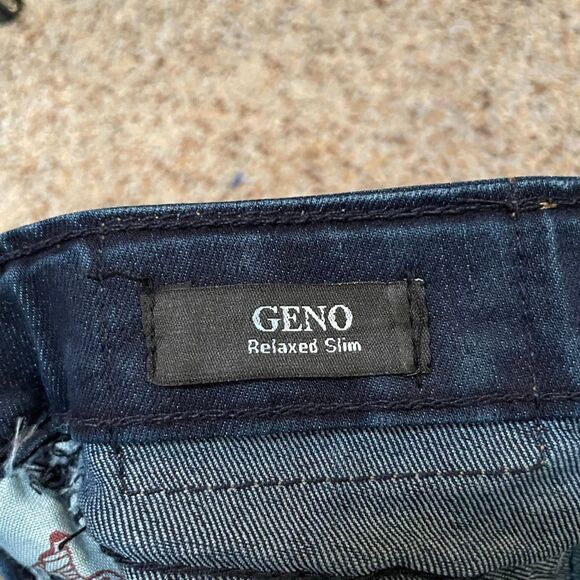 True Religion Kids Geno Relaxed Slim Jeans 5 Yellow Stitch Dark Wash - Picture 6 of 12